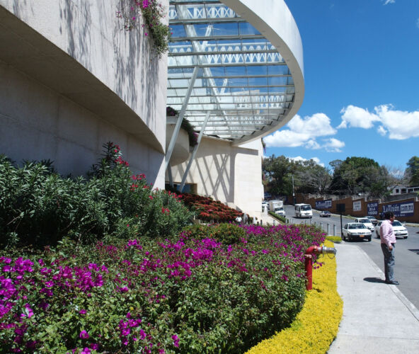 Plaza Bugambilias Shopping Mall